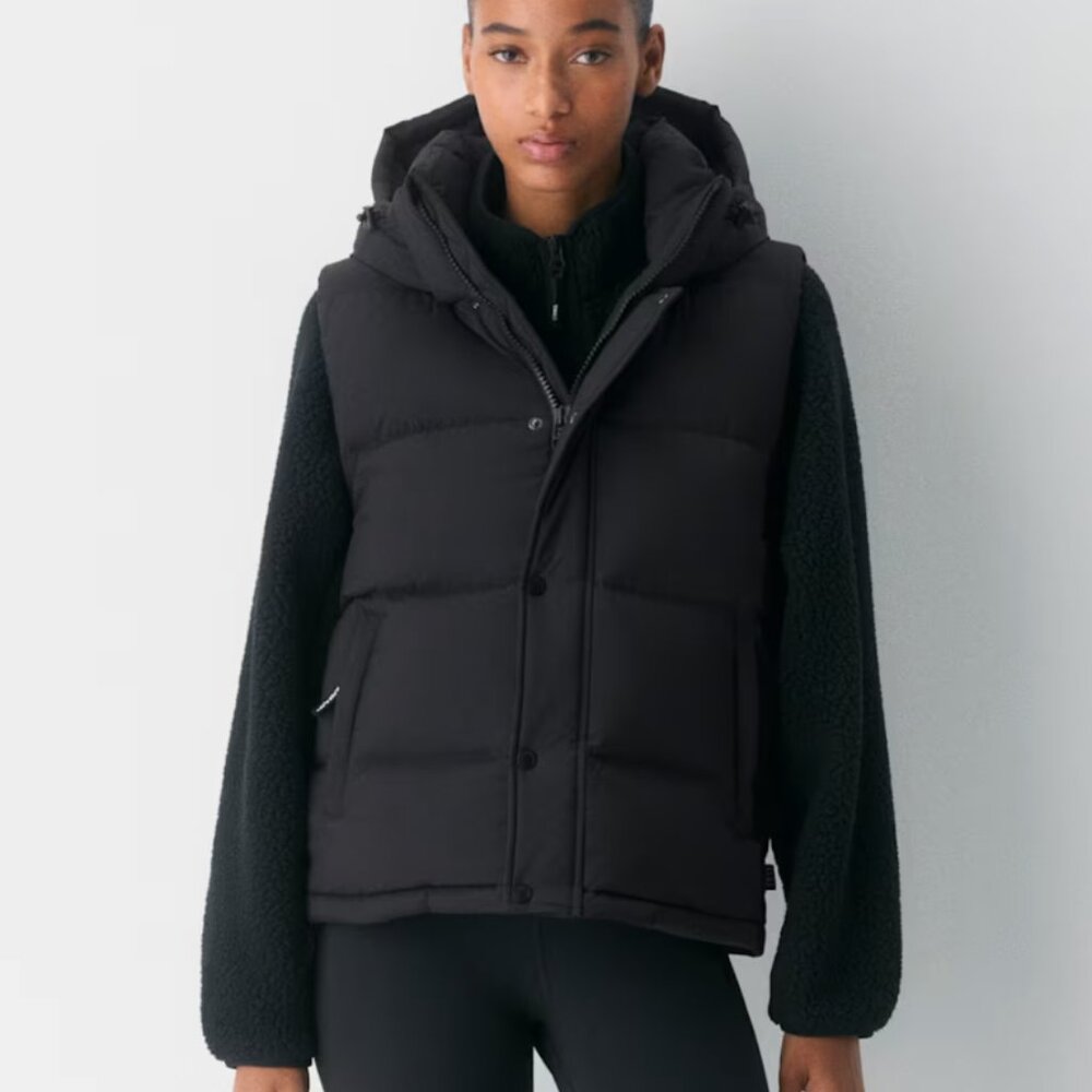 NWT!! Aritzia Super World The Super Puff Vest Black S